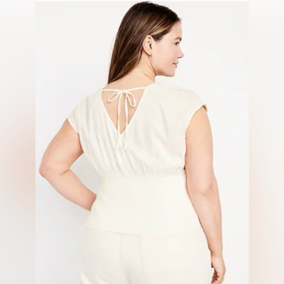 Old Navy top defined waist floral v neck top size Large - Picture 2 of 5